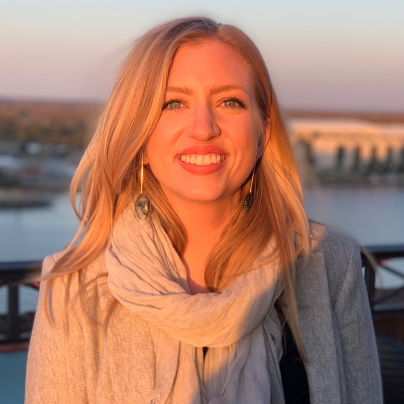 Meet your Posher, Meghan - Picture 1 of 1